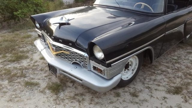 Редкий кабриолет ГАЗ-13 "Чайка" выставили на продажу в Германии