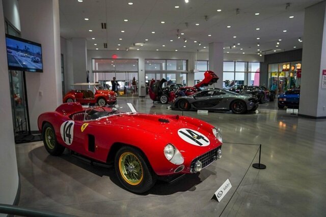 Аукцион RM Sotheby's 2018 в автомобильном музее Петерсена