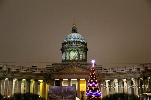 Бродя по предновогоднему Санкт-Петербургу