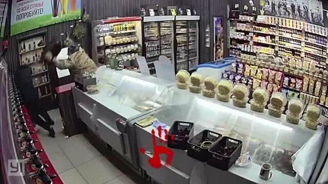 В Челябинской области совершено ну просто ОЧЕНЬ "дерзкое нападение" на магазин разливного пива