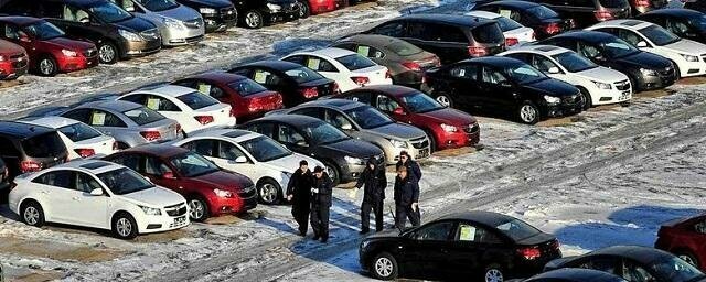 В россии рынок авто с пробегом вырос на 0,6%
