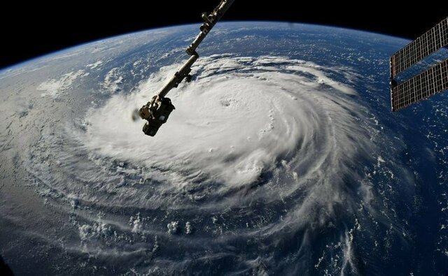 Как выглядят разрушительные ураганы: снимки из космоса