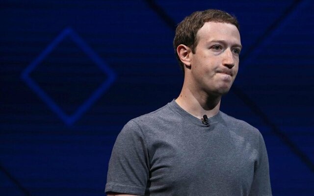 В Facebook считают, что Цукерберг ведет компанию в неверном направлении