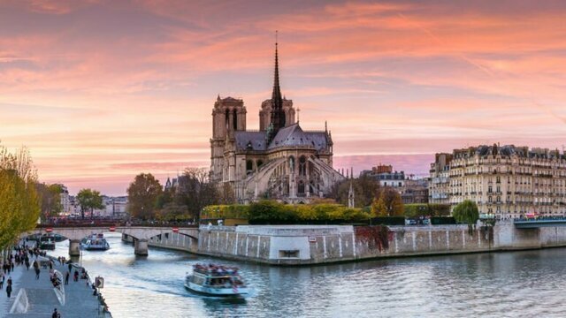 Горбун, американцы, Бельмондо и другие: Собор Парижской Богоматери в кино