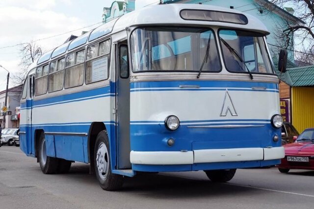 ЛАЗ-695Б: Первый в космосе, или автобус для Гагарина