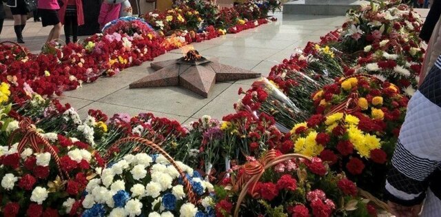 С днем Великой победы!