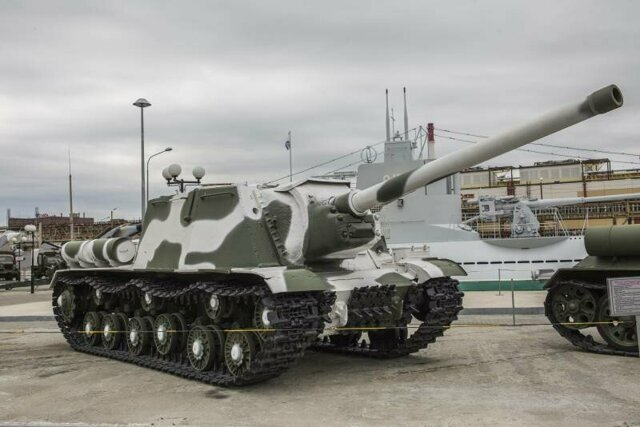 Рассказы об оружии. ИСУ-122: трудный путь фронтовика