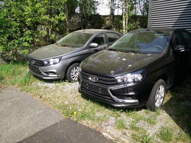 Новенькие Lada Vesta не сгодились даже для тестов и гниют под открытым небом в Финляндии