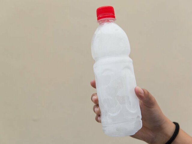 В Питере подросток выпил жидкость из бутылки, которую нашёл на улице, и попал в больницу