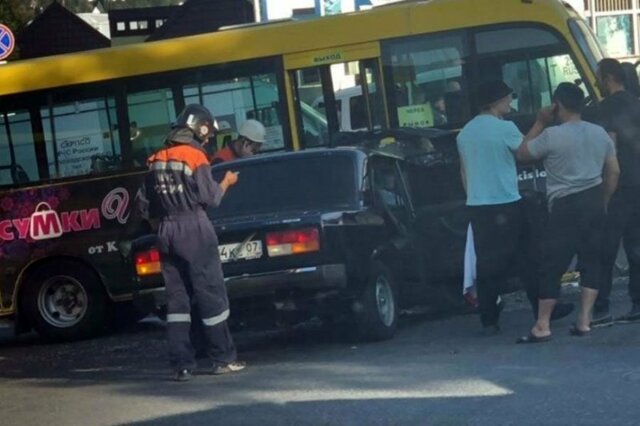 Авария дня. ДТП с автобусом в Кисловодске