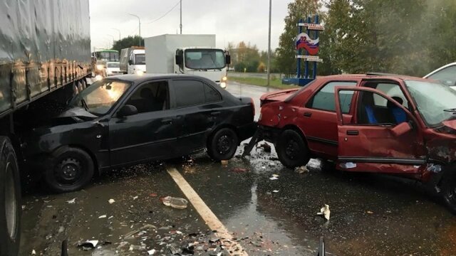 Авария дня. Подрезал и уехал