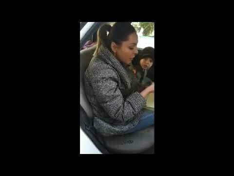 Таксист пристаёт к женщине с ребёнком