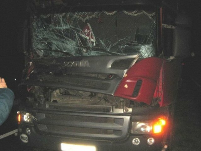 Авария дня. Два грузовика и легковушка столкнулись в Татарстане