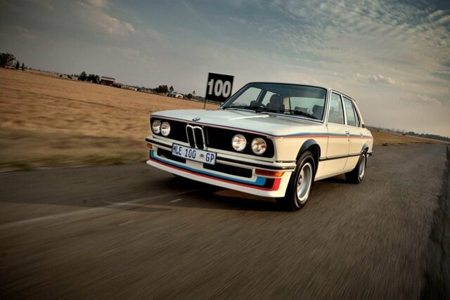 Первый автомобиль подразделения BMW Motorsport был родом из Южной Африки