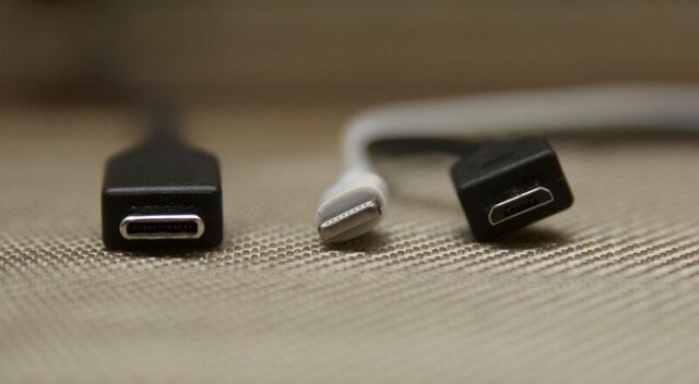 В чем отличия между USB Type-C и Micro-USB