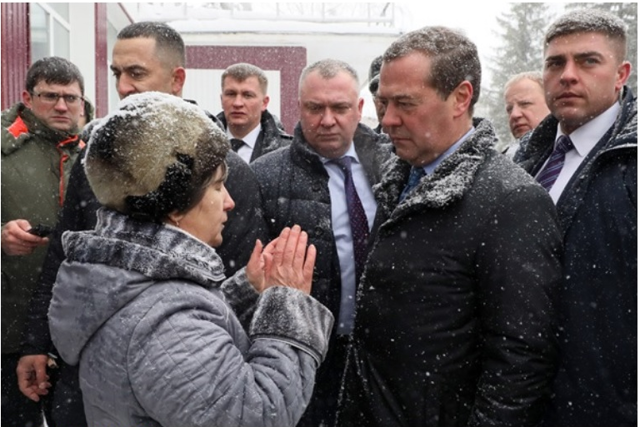 Жители села Санниково не хотят горячую воду от Медведева