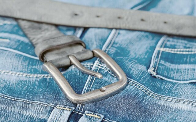 «Глория Джинс» заплатит потребителю 370 000 за бракованные джинсы
