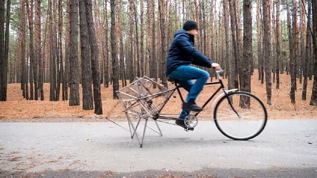 Шагающий велосипед хочет породниться с животным миром