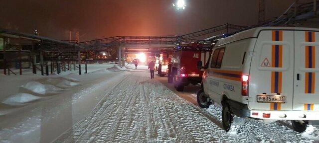 На НПЗ компании Лукойл в Коми произошёл крупный пожар