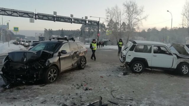 В Екатеринбурге в дорожной аварии пострадали двое детей