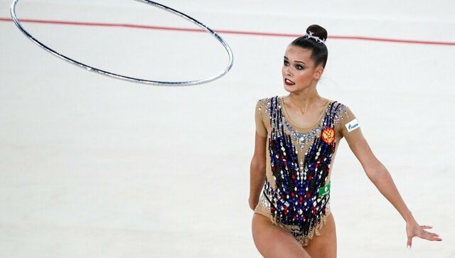 Гимнастка Екатерина Селезнева победила в упражнениях с обручем