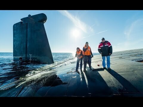 Ко Дню моряка-подводника - АПЛ "Дмитрий Донской"