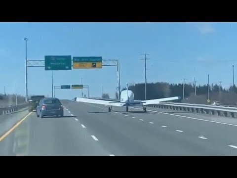 Аварийная посадка самолета на шоссе