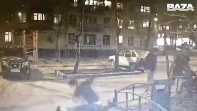 Пять узбеков-гастарбайтеров напали на отца и сына