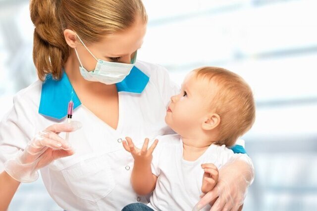 Почему родители отказываются от вакцинации детей?