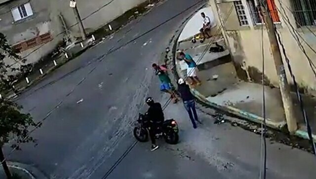 Убийцы хладнокровно расправились с молодыми людьми на улице