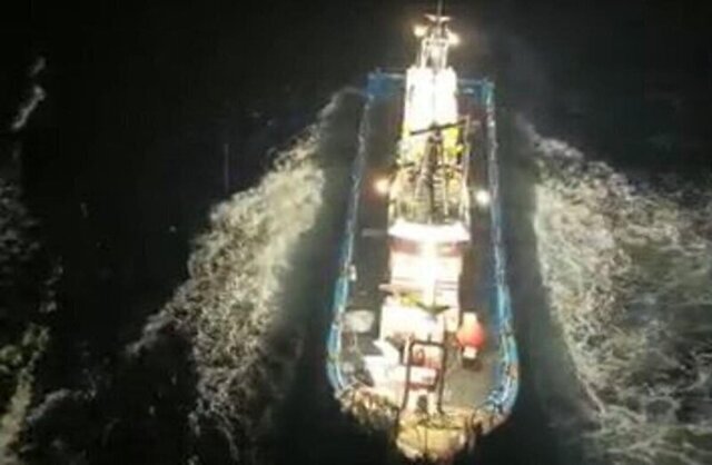 Корейские рыбаки пошли на таран российского грузового судна