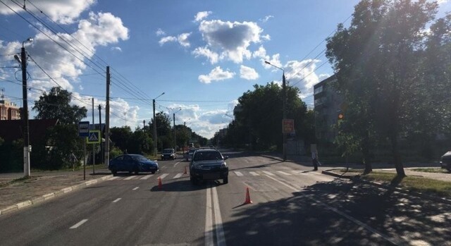 Школьница попала под машину, перебегая дорогу по «зебре» в Твери