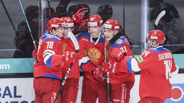 Молодые россияне разгромили взрослых финов на Кубке Карьяла