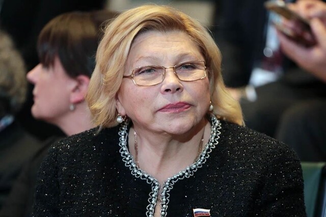 Депутат Госдумы Елена Драпеко предложила ввести уголовное наказание за мат в общественных местах