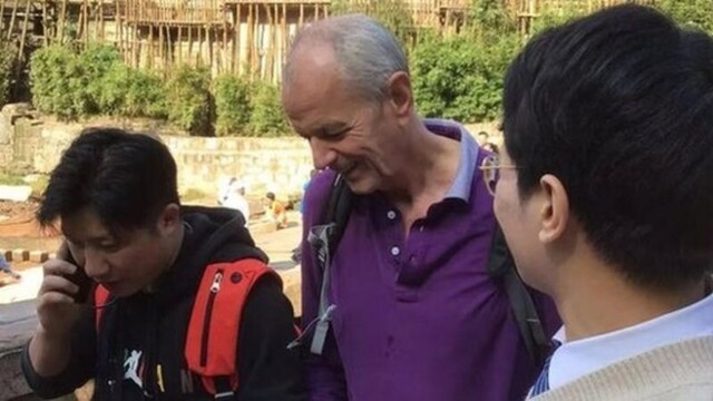 Британский дипломат в КНР спас тонущую девушку