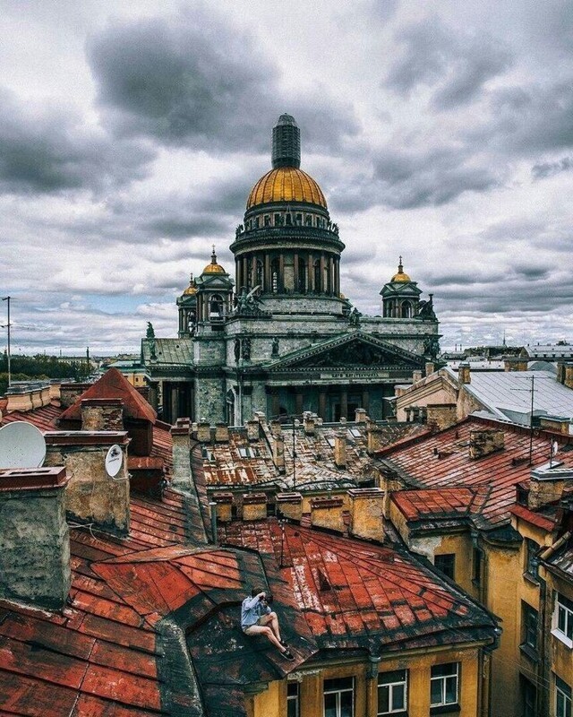 Непривычный ракурс на Санкт-Петербург
