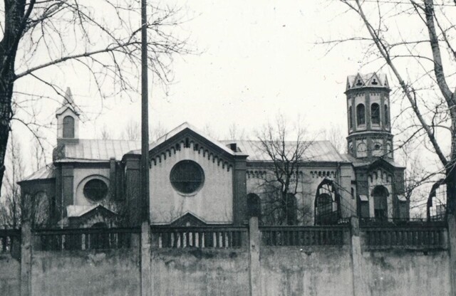 Единственная церковь, возведенная Николаем Бенуа