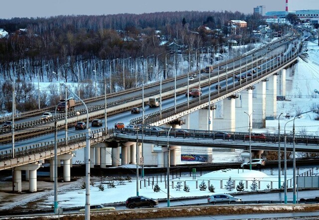 История Калужского моста, раскрашенного художником