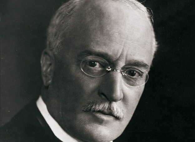 Дизель - тайное убийство, Фахризаде - явное, а суть одна