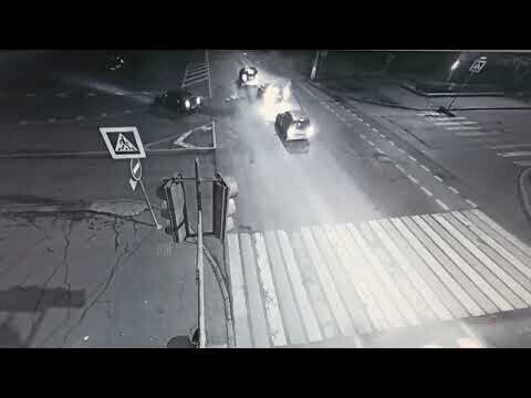 ДТП в центре Волгограда, пассажир вылетела из машины