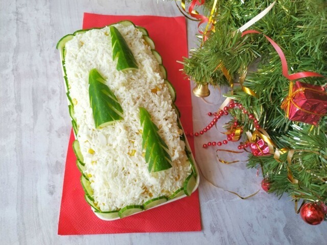 Праздничный салат с курицей "Елочки в снегу" на Новый год 2021!