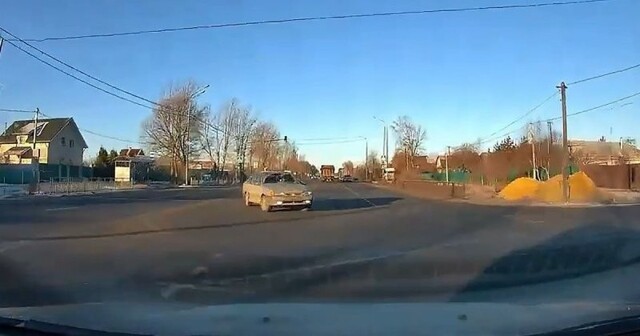 Авария дня. В Подмосковье столкнулись две «Лады»