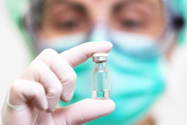 Профессор-биолог перечислила, для кого отменяется вакцинация против коронавируса