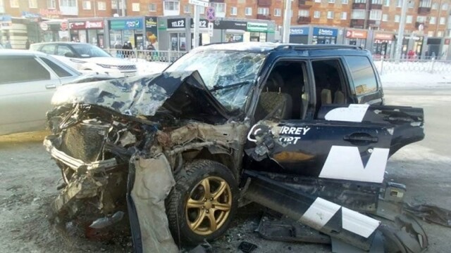 Авария дня. В Екатеринбурге водитель Subaru устроил ДТП с четырьмя пострадавшими