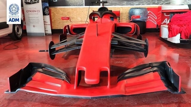 В Италии конфисковали копию гоночного болида Ferrari  F1, которую создали с помощью 3D-принтера