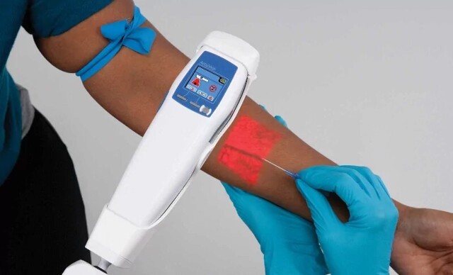 Без страданий: В России создан сканер для определения места для забора венозной крови