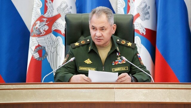 Шойгу распорядился начать проверку боевой готовности российской армии