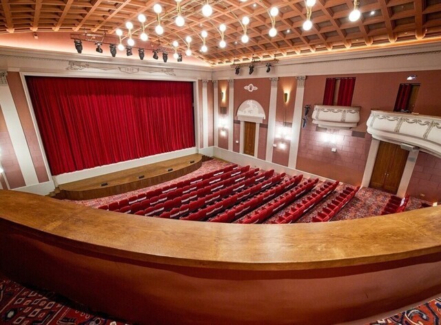 В Москве после семи лет реставрации открылся старейший кинотеатр «Художественный»