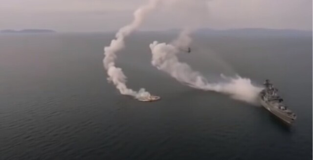 Российский фрегат едва не попал сам в себя при запуске высокоточной ракеты "Калибр"