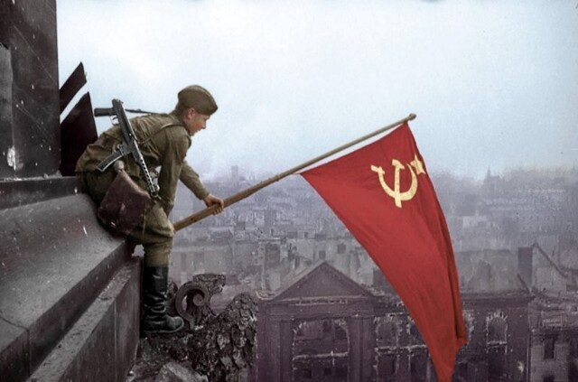 Депутаты собрались запретить приравнивать роли СССР и Германии во Второй мировой войне